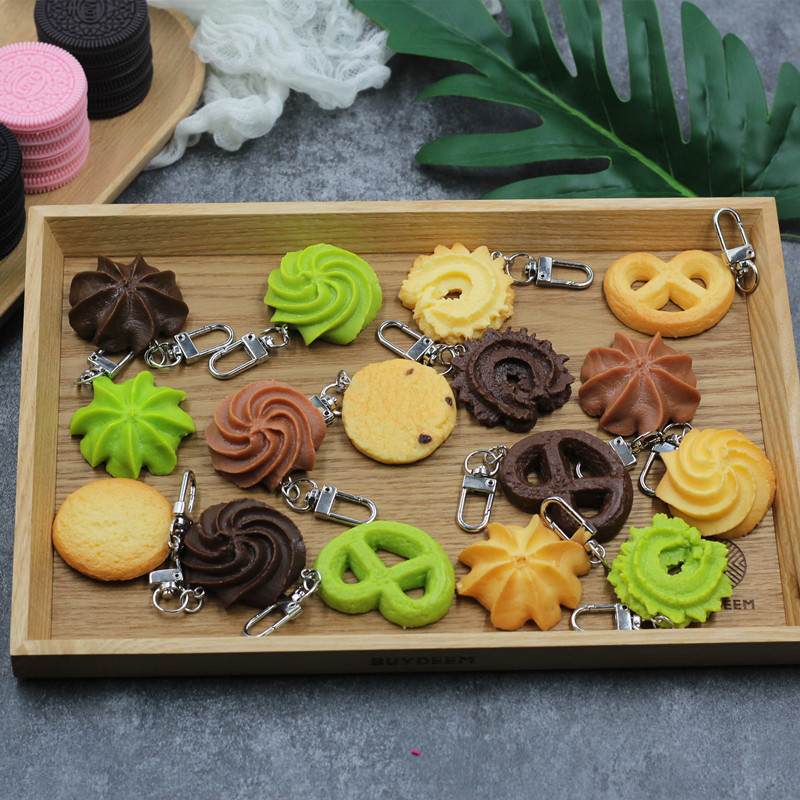 Simulation Food Keychain Butte - مراجعة Zinc Food Snacks وسعره
